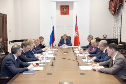 Губернатор Волгоградской области Андрей Бочаров провел совещание по вопросам развития сферы здравоохранения
