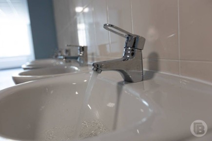 Массовые отключения воды пройдут в Волгограде: даты и адреса