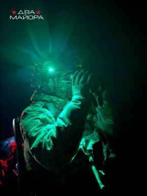 Два майора: ПОДЪЁМ!. Здравствуйте, товарищи майоры! Опубликуйте, пожалуйста, написанные песни в рубрике подъём