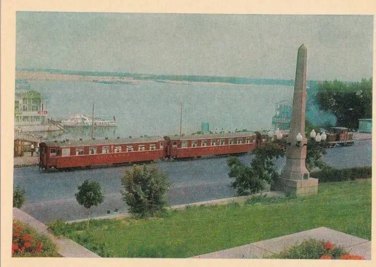 На фотооткрытке - Детская железная дорога в 1967 году