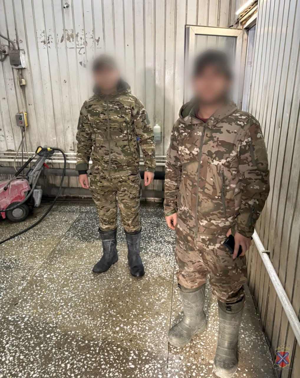 В Волгограде полицейские выявили факты незаконного привлечения иностранцев к труду В Волгограде полицейские выявили факты незаконного привлечения иностранцев к труду