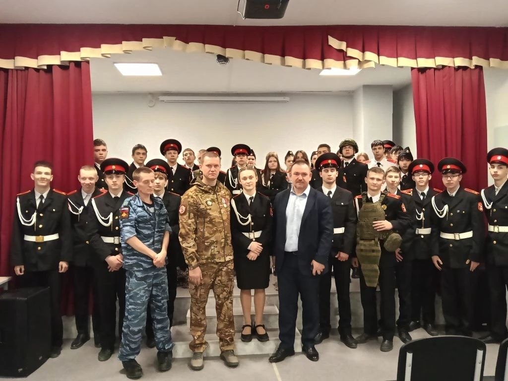 Побывали в гостях у кадетов МОУ СШ N°1