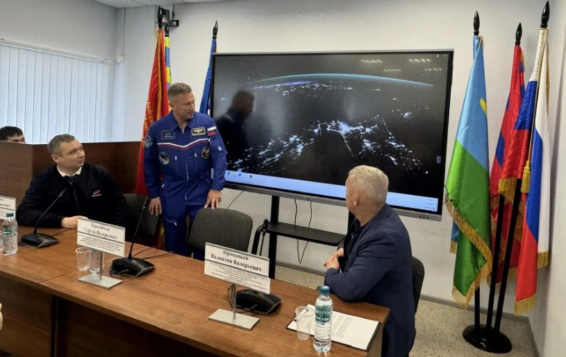 Герои нашего времени — в гостях у волжских школьников Герои нашего времени — в гостях у волжских школьников