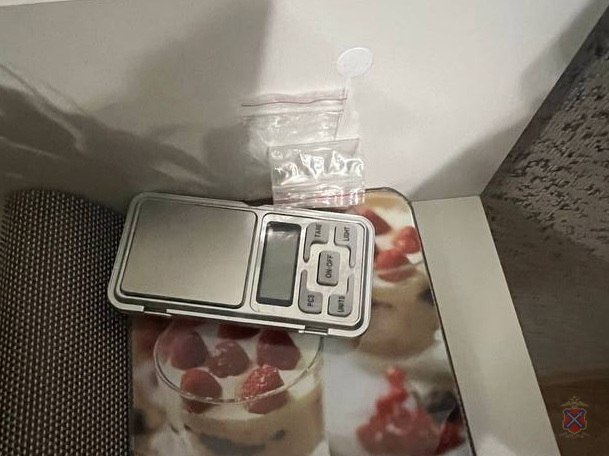 Полицейские пресекли деятельность наркогруппировки из Латинской Америки, действовавшей в Волгограде Полицейские пресекли деятельность наркогруппировки из Латинской Америки, действовавшей в Волгограде