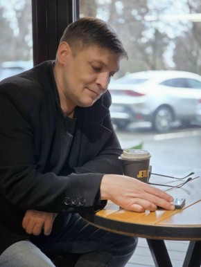 Волгоградский общественник и журналист Сергей Мазанов подписал контракт с Министерством обороны России и отправляется в зону специальной военной операции