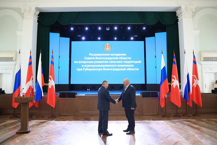 Волгоградская область готовится к весенним полевым работам Волгоградская область готовится к весенним полевым работам