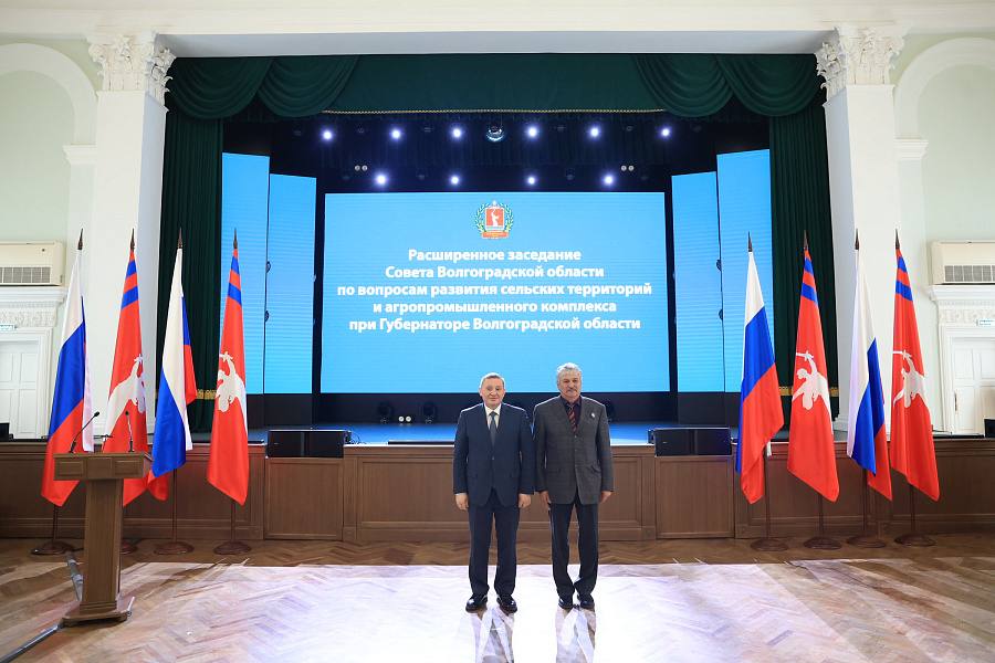 Волгоградская область готовится к весенним полевым работам Волгоградская область готовится к весенним полевым работам