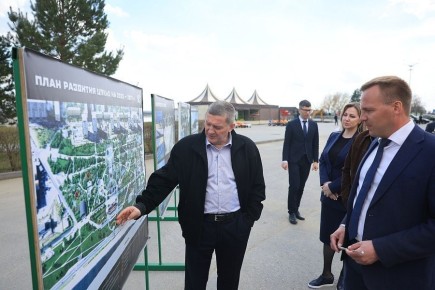 120-метровое колесо обозрения и фонтанный комплекс откроют в Центральном парке Волгограда в этом году