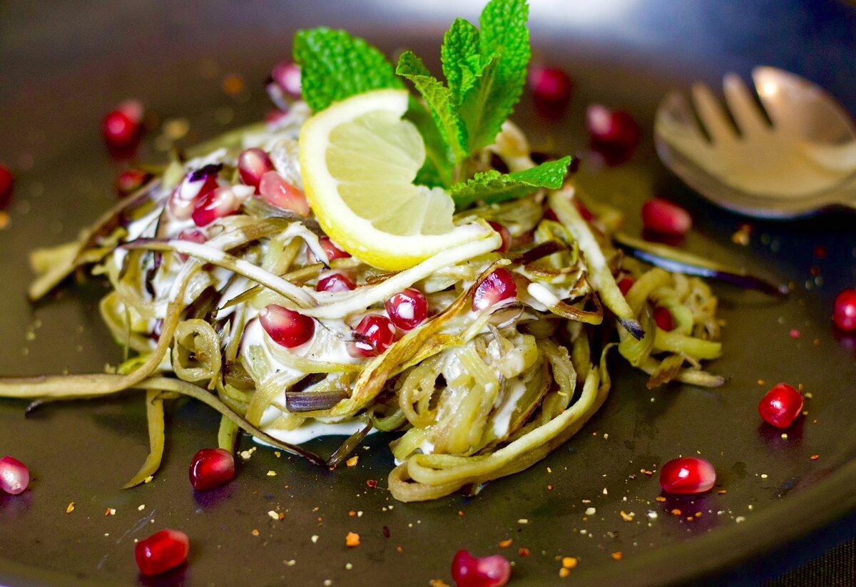 Лучшие блюда из баклажанов на лето: новые идеи для закусок и котлет