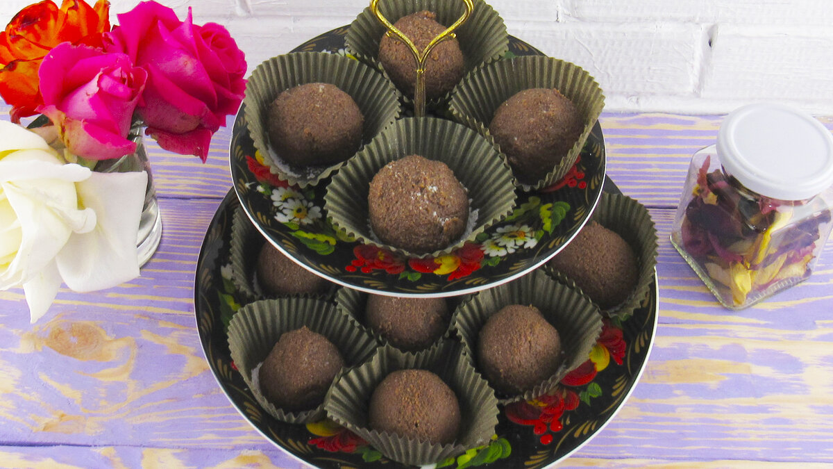 Нежное пирожное 'Картошка' за четверть часа: быстро и вкусно