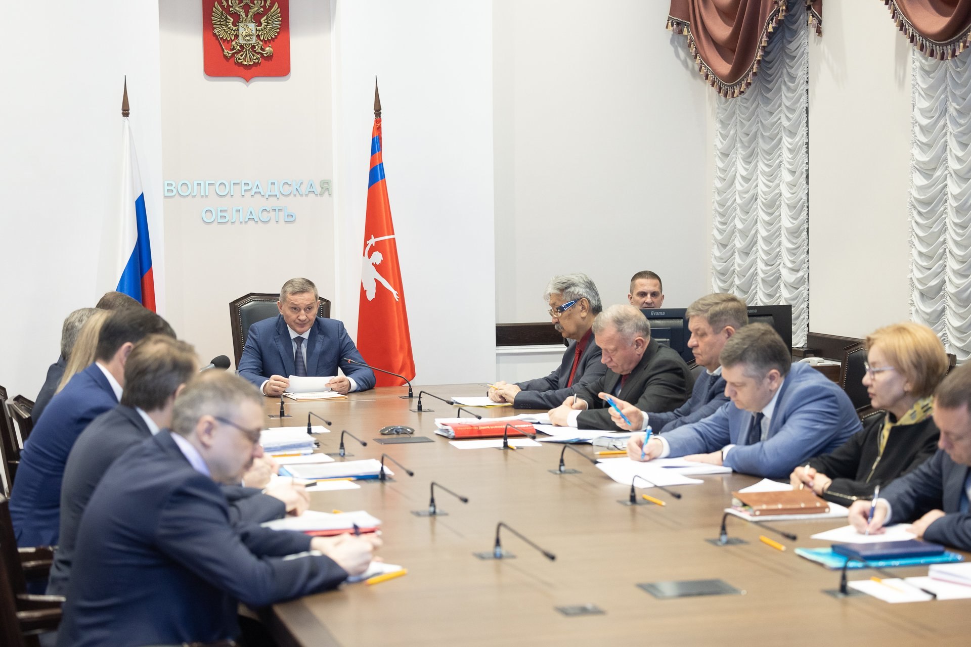 Губернатор Волгоградской области Андрей Бочаров поставил дополнительные задачи по обеспечению пожарной безопасности