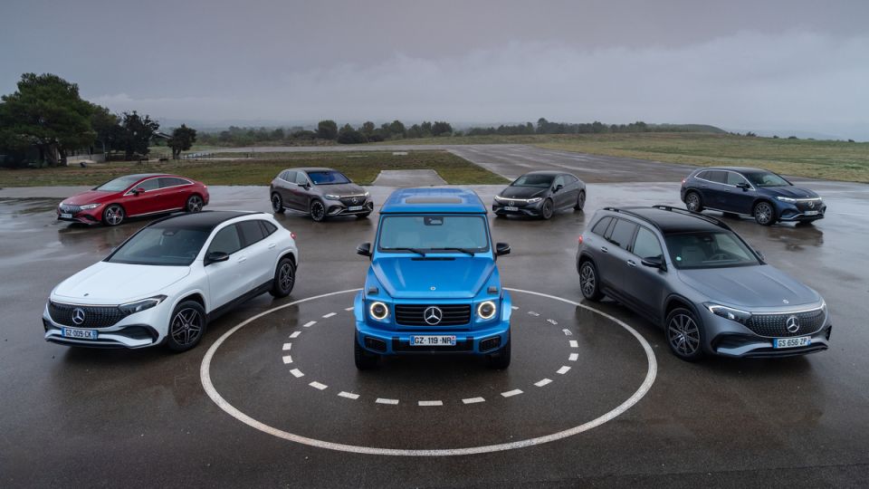 Mercedes-Benz ����������� ���� ������� �� ���������� �����