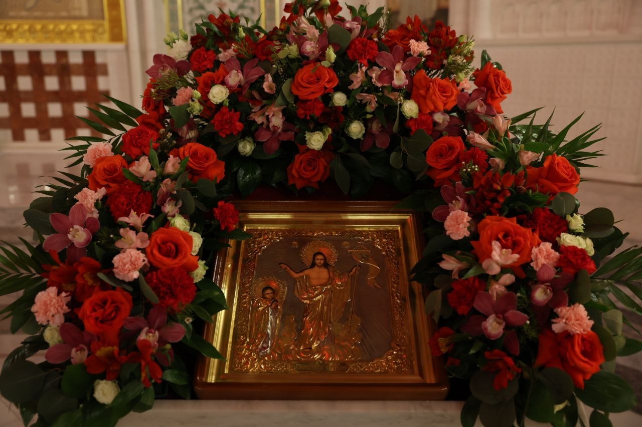 Богослужения в православных храмах региона собрали сегодня тысячи верующих, встречающих Светлое Христово Воскресение Богослужения в православных храмах региона собрали сегодня тысячи верующих, встречающих Светлое Христово Воскресение