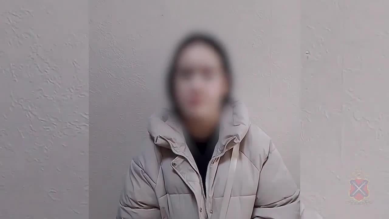 Волгоградские полицейские задержали подозреваемую в продаже своей банковской карты