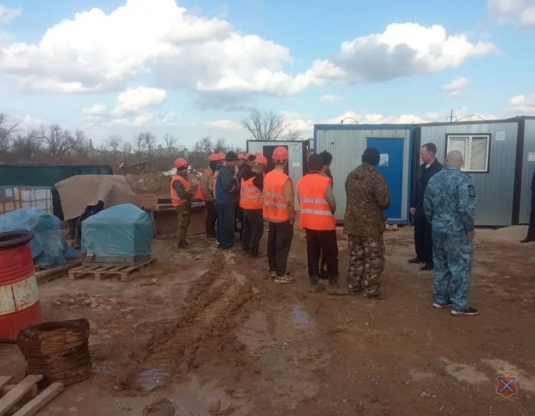 В Волгограде проверили стройки, где незаконно работали мигранты