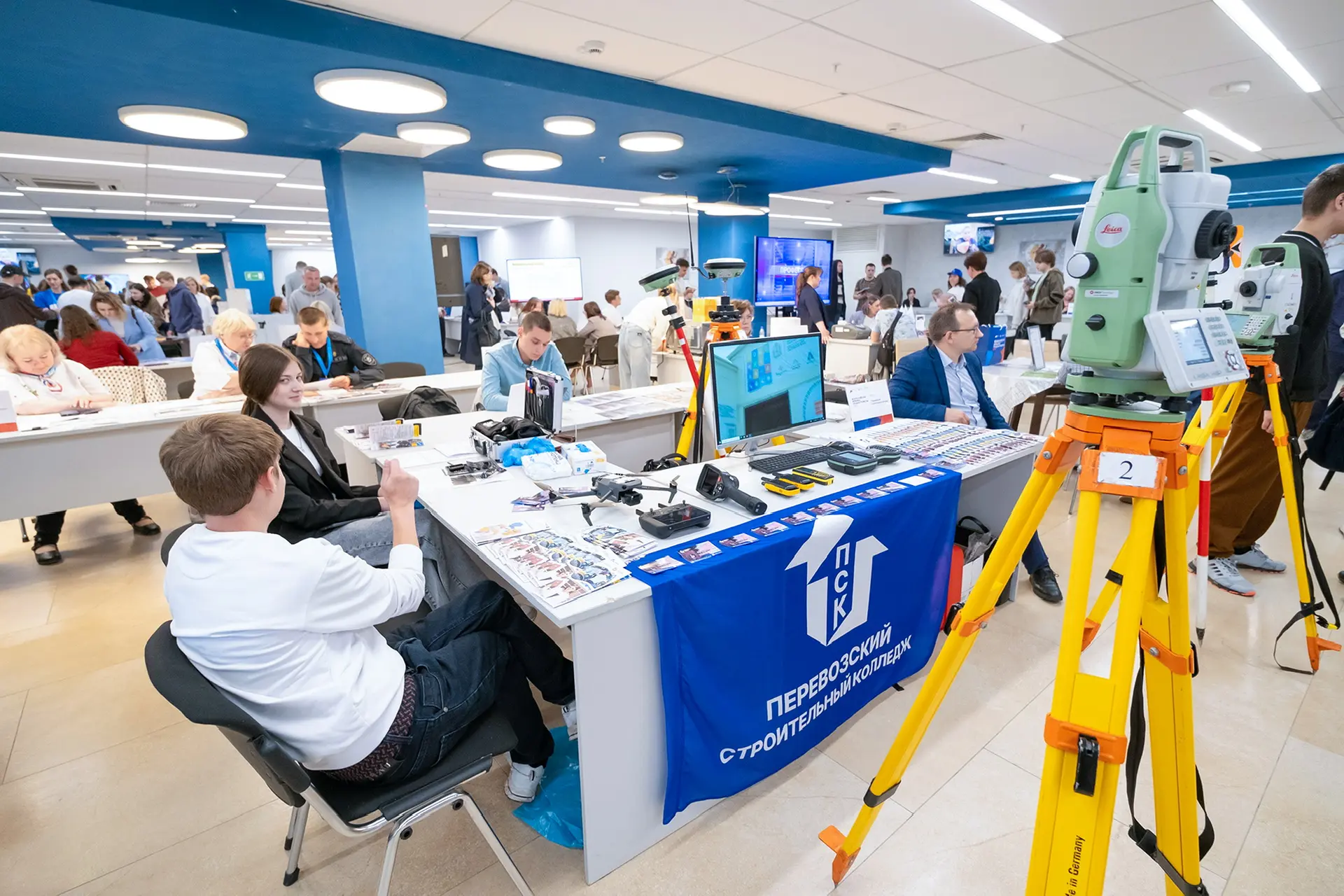 За 3 года благодаря всероссийской ярмарке трудоустройства работу нашли около 400 тыс За 3 года благодаря всероссийской ярмарке трудоустройства работу нашли около 400 тыс