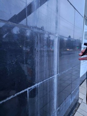 Как избавиться от белого налета на фасаде: секреты борьбы с высолами