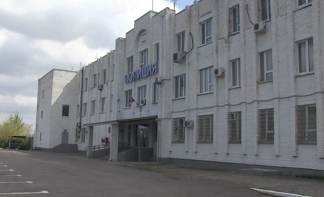 Полицейские Красноармейского района раскрыли ранее совершенный грабеж