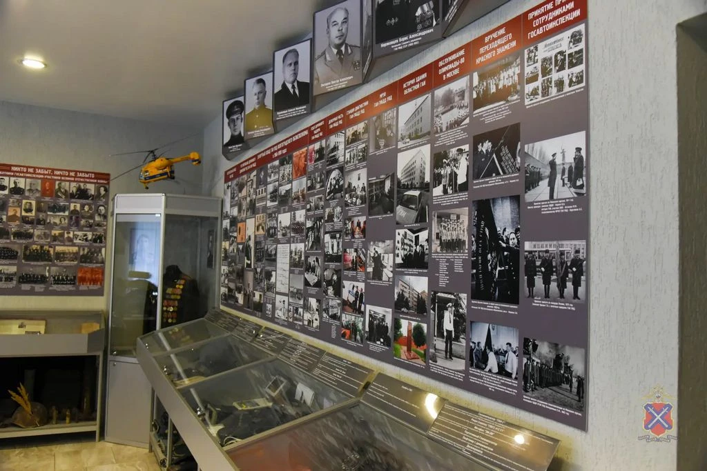 В Волгограде чтят тех, кто посвятил свою жизнь служению закону и порядку В Волгограде чтят тех, кто посвятил свою жизнь служению закону и порядку