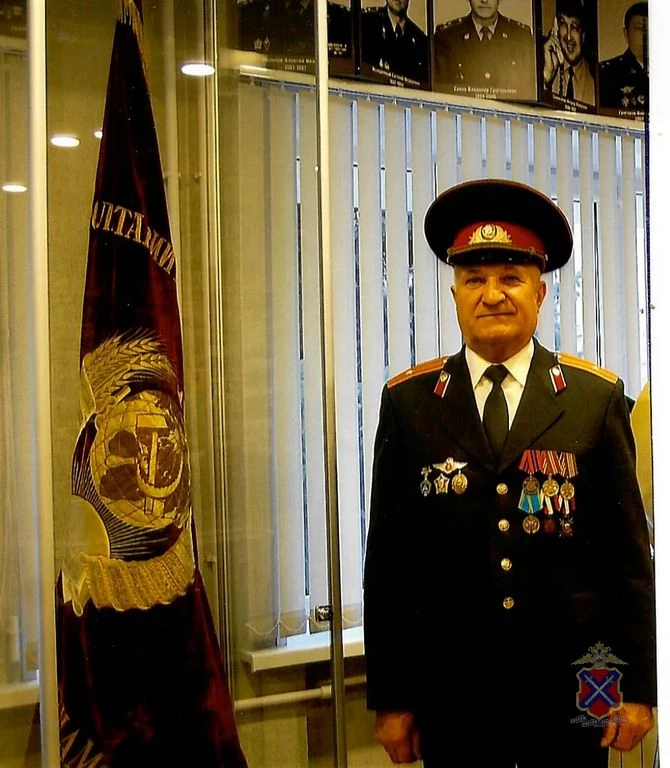 В Волгограде чтят тех, кто посвятил свою жизнь служению закону и порядку В Волгограде чтят тех, кто посвятил свою жизнь служению закону и порядку