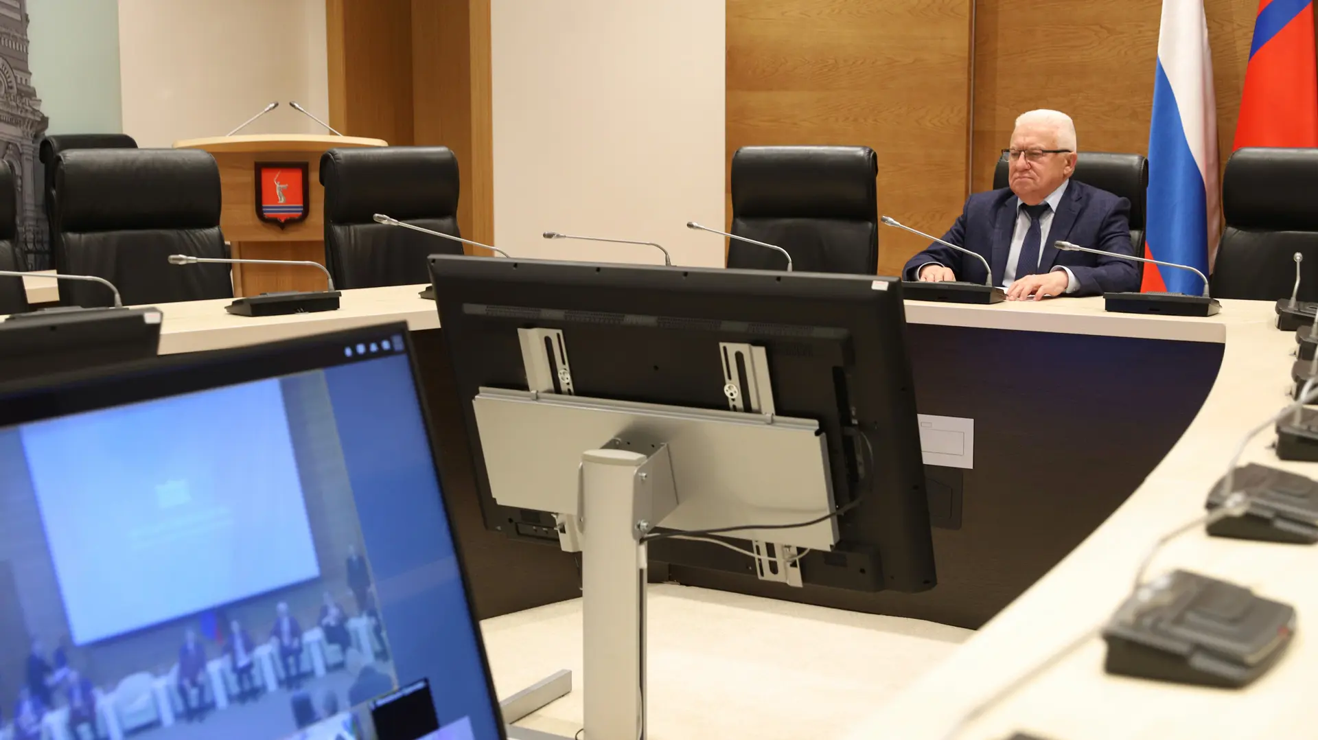 Комитет Госдумы РФ по аграрным вопросам провел парламентские слушания на тему: «Совершенствование правового регулирования оборота земель сельскохозяйственного назначения» Комитет Госдумы РФ по аграрным вопросам провел парламентские слушания на тему: «Совершенствование правового регулирования оборота земель сельскохозяйственного назначения»