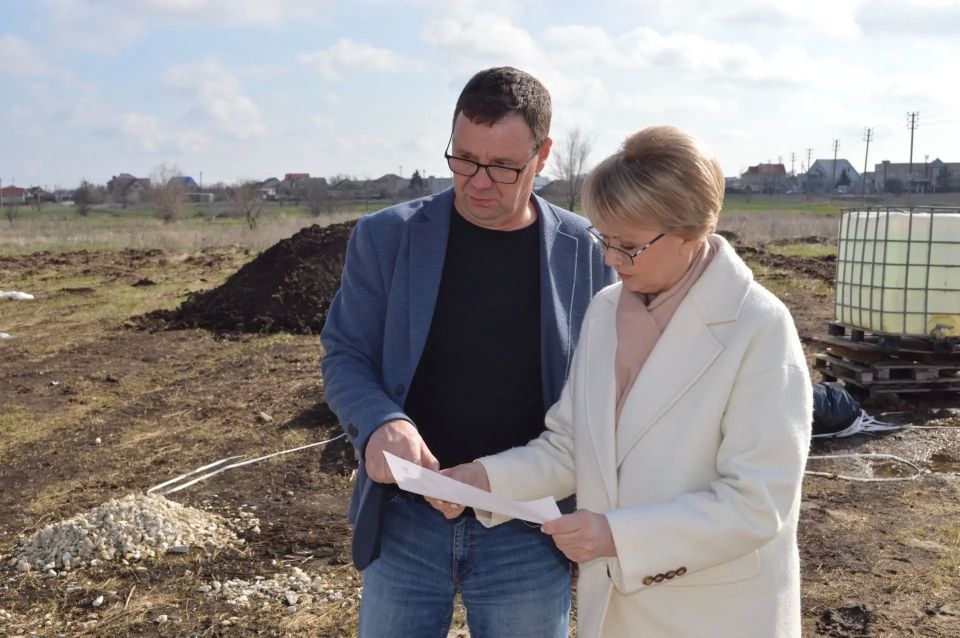 � ������ �������� ������ � ���������� ������� ������� ������ ��������� ������������ � ����� ����� �� ��������������� ������ �������, �������������� �� ����������� ���� ���������� � �������