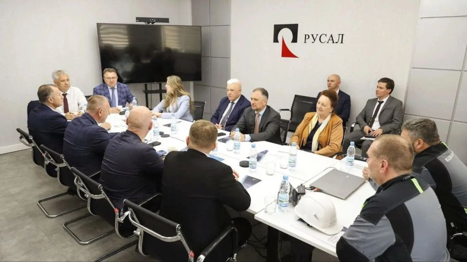 Волгоградские парламентарии обсудили реализацию прорывных инвестпроектов с внедрением современных технологий в области металлургии, направленных на импортозамещение