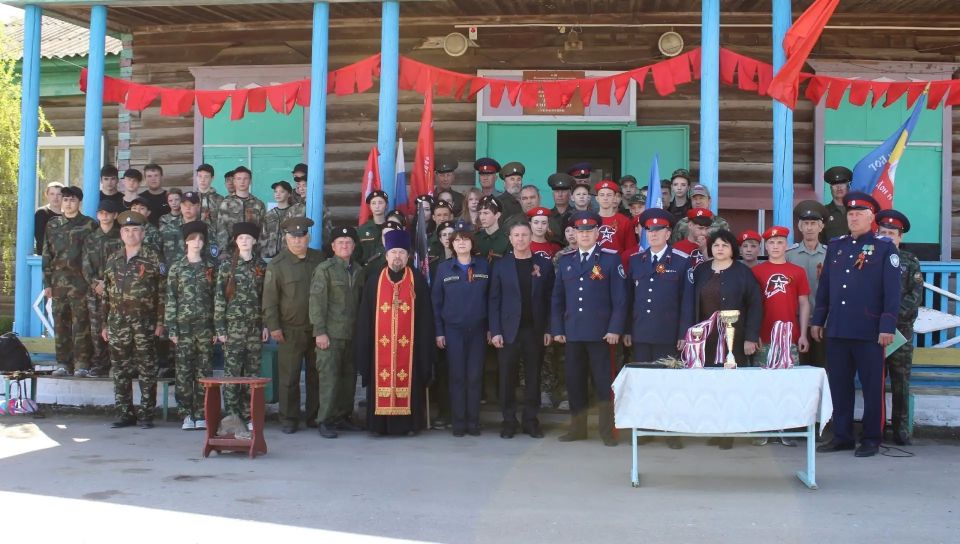 В селе Семёновка Киквидзенского района прошла ежегодная военно-патриотическая игра «Казачья слава», посвящённая 81-й годовщине Победы в Великой Отечественной войне