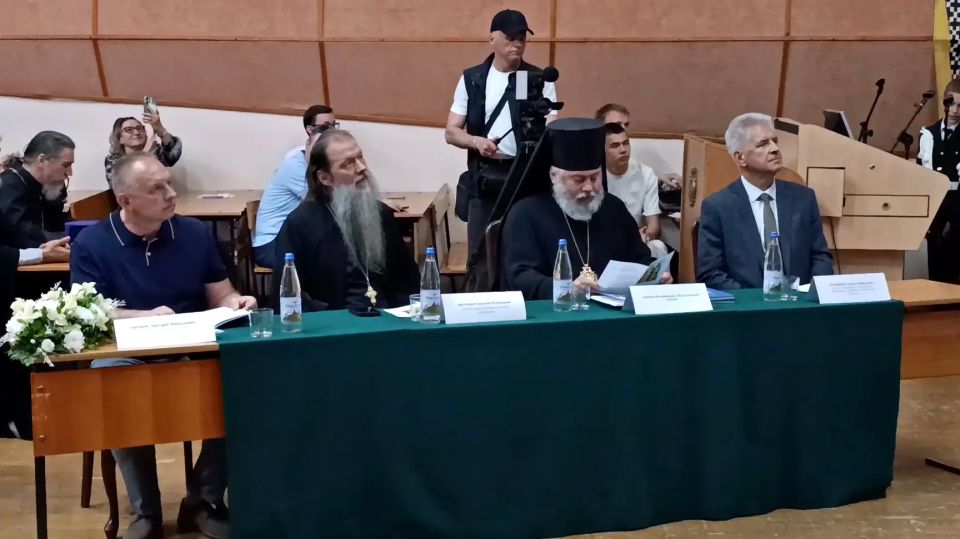 В Волжском филиале ВолГУ состоялось пленарное заседание традиционных Кирилло-Мефодиевских образовательных чтений В Волжском филиале ВолГУ состоялось пленарное заседание традиционных Кирилло-Мефодиевских образовательных чтений