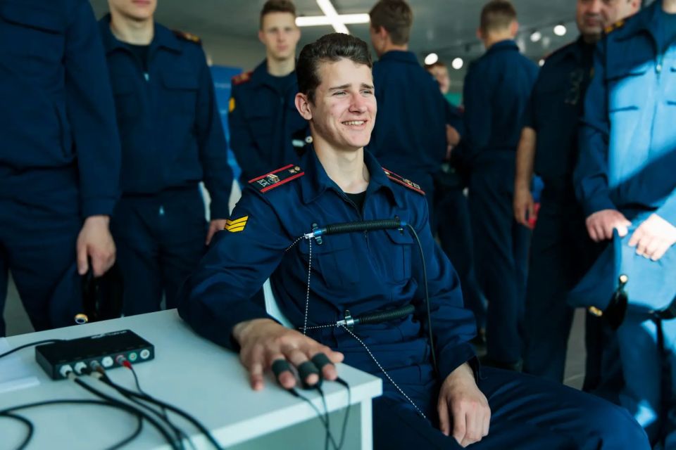 В Волгограде продолжаются VII Слет кадет и Кадетская Спартакиада Следственного комитета Российской Федерации В Волгограде продолжаются VII Слет кадет и Кадетская Спартакиада Следственного комитета Российской Федерации