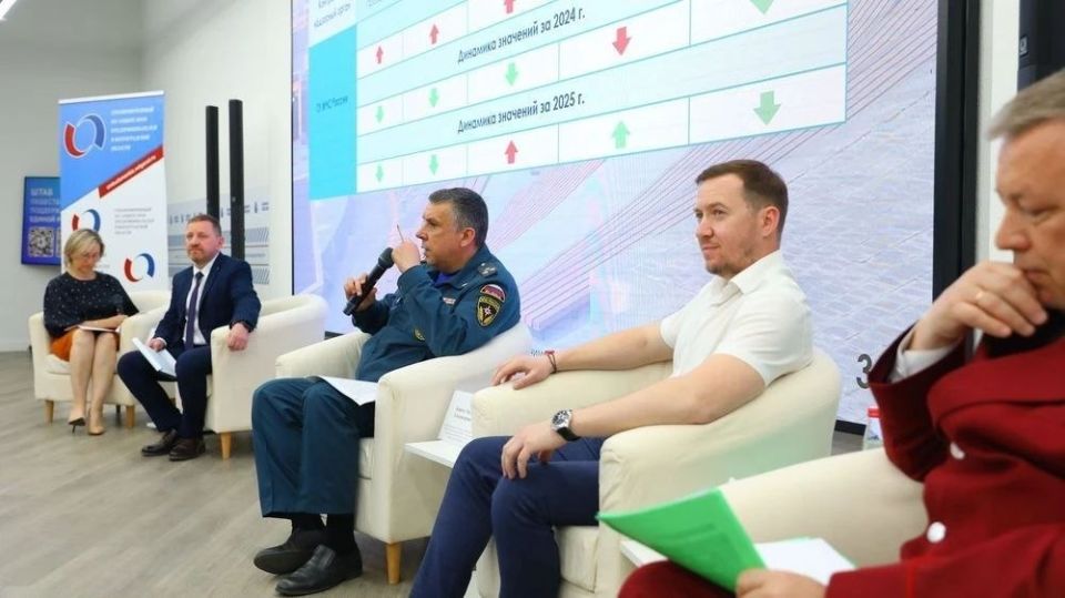 В Волгограде обсудили вопросы контроля и надзора в бизнесе В Волгограде обсудили вопросы контроля и надзора в бизнесе