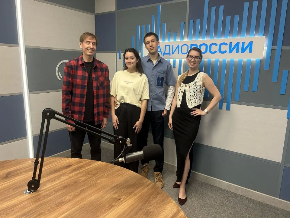 Молодежь, внимание!. Хотите узнать, как раскрыть свой творческий потенциал и превратить идеи в реальные проекты? Слушайте новый выпуск радиопередачи «Волгоградское утро»! Мы поговорим о поддержке творческой молодежи в нашем...