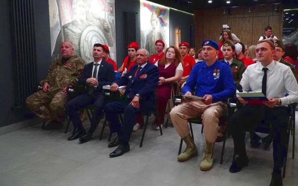 Международный телемост «Города-герои: наследники Великой Победы» соединил два города-героя - Минск и Волгоград Международный телемост «Города-герои: наследники Великой Победы» соединил два города-героя - Минск и Волгоград