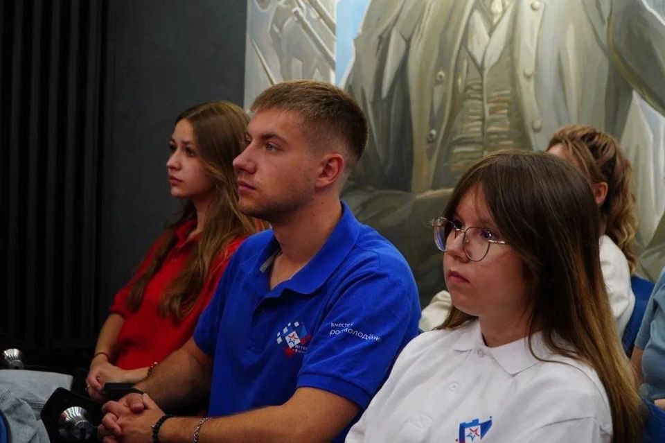 Международный телемост «Города-герои: наследники Великой Победы» соединил два города-героя - Минск и Волгоград Международный телемост «Города-герои: наследники Великой Победы» соединил два города-героя - Минск и Волгоград