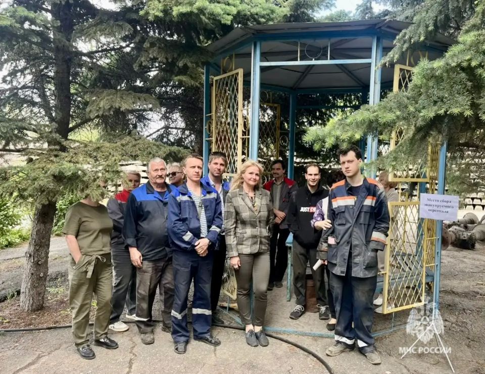 Пожарнотактические занятия в трамвайном депо № 2 Пожарнотактические занятия в трамвайном депо № 2