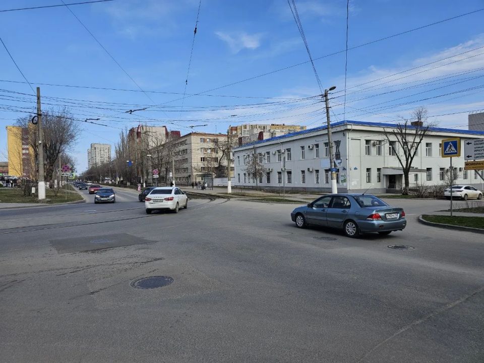 Платные парковки в Волгограде вводят на 20 улицах Ворошиловского района и 7-й Гвардейской Платные парковки в Волгограде вводят на 20 улицах Ворошиловского района и 7-й Гвардейской