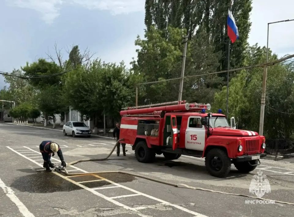 Масштабные учения в Волгоградской области: МЧС, УФСИН и ФСБ объединились Масштабные учения в Волгоградской области: МЧС, УФСИН и ФСБ объединились