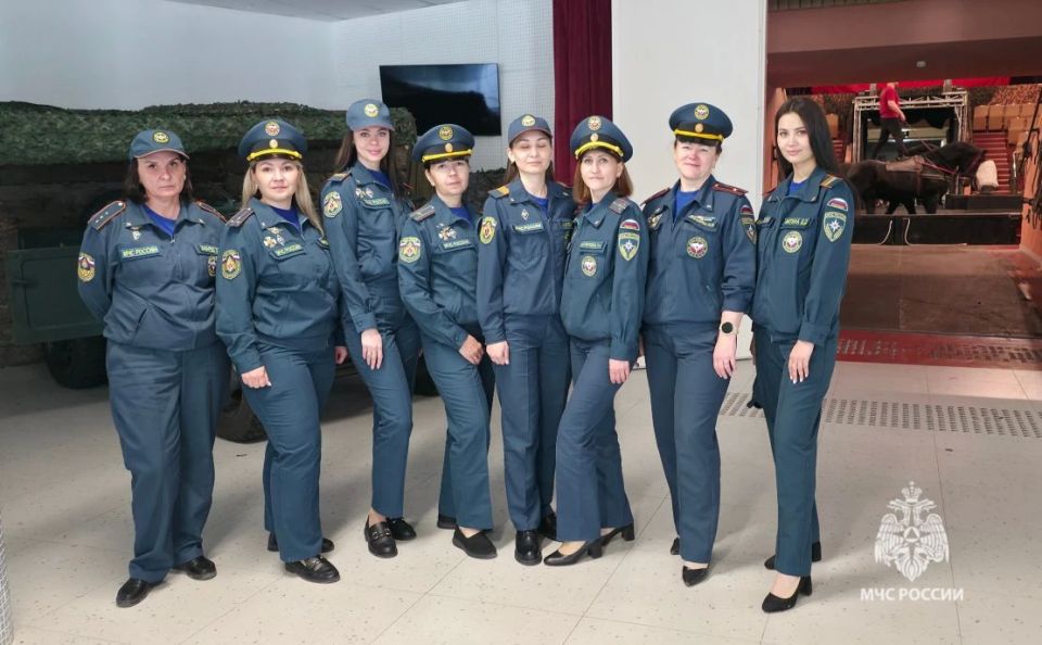 Сотрудники МЧС России совершенствуют свои профессиональные навыки