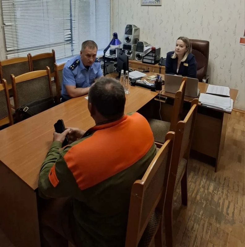 Прокурор города Волгограда Владислав Кузнецов поздравил с Днём защиты детей воспитанников Волгоградского областного специализированного дома ребёнка Прокурор города Волгограда Владислав Кузнецов поздравил с Днём защиты детей воспитанников Волгоградского областного специализированного дома ребёнка