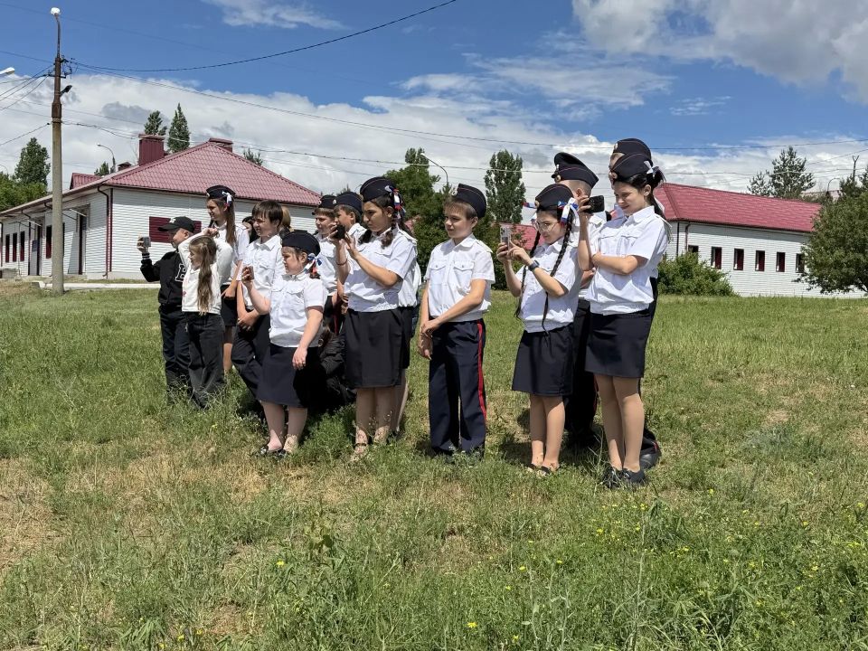 Центр кинологической службы посетили кадеты из Суровикинской школы Центр кинологической службы посетили кадеты из Суровикинской школы
