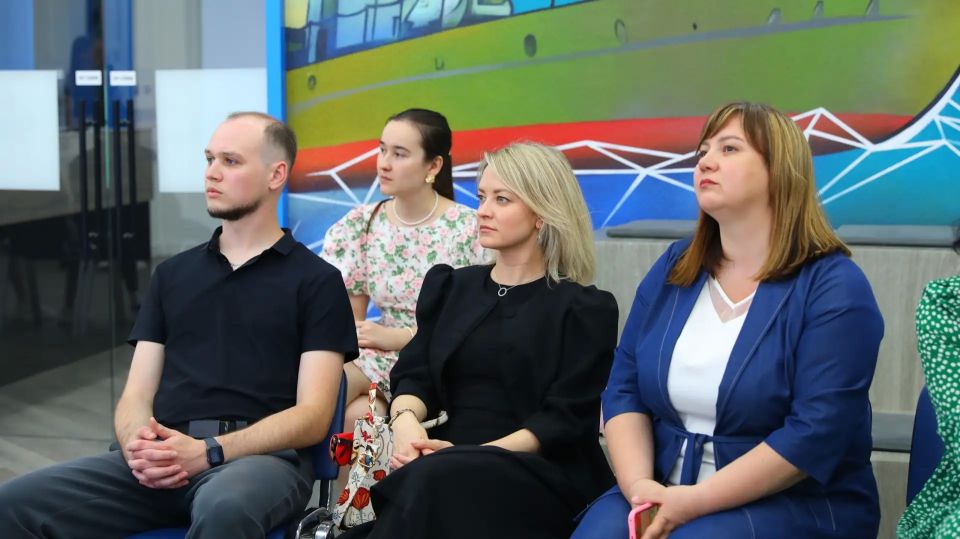В регионе подвели итоги духовно-просветительского проекта «Человек будущего», инициированного Молодёжным парламентом Волгоградской области В регионе подвели итоги духовно-просветительского проекта «Человек будущего», инициированного Молодёжным парламентом Волгоградской области