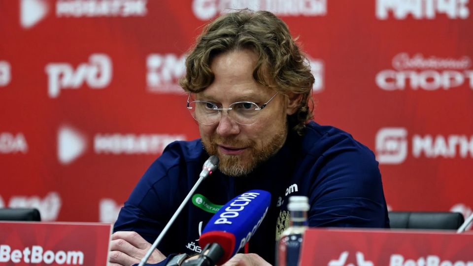 Валерий Карпин был бы рад приехать со сборной России в Волгоград и Калининград еще раз