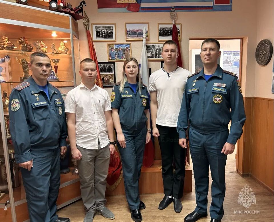 В региональном главке МЧС России состоялось торжественное мероприятие, посвященное Дню России В региональном главке МЧС России состоялось торжественное мероприятие, посвященное Дню России