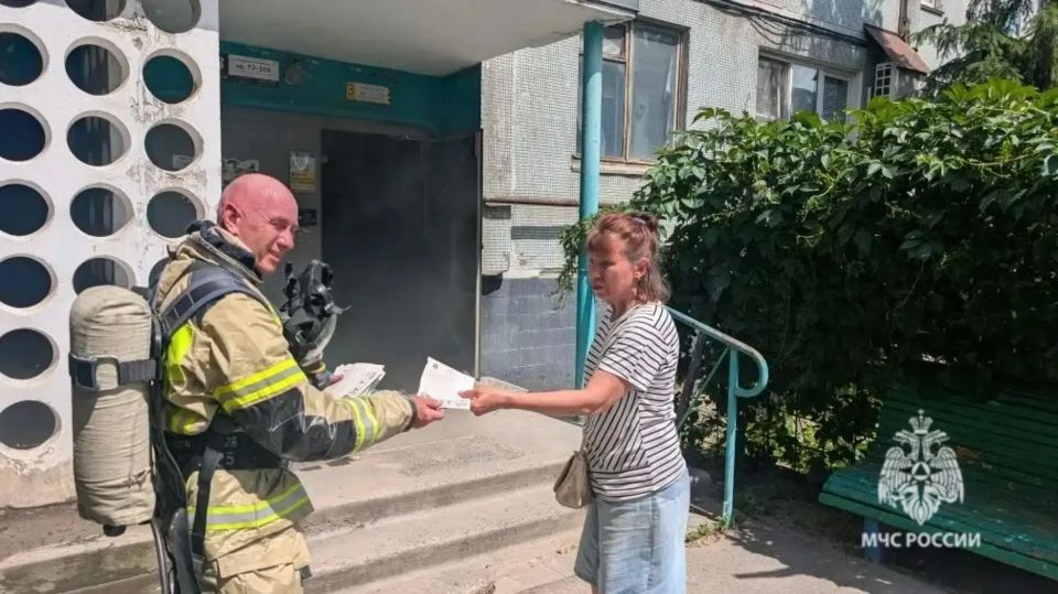 Быстро, четко, безопасно: как огнеборцы сработали в Тракторозаводском районе Быстро, четко, безопасно: как огнеборцы сработали в Тракторозаводском районе
