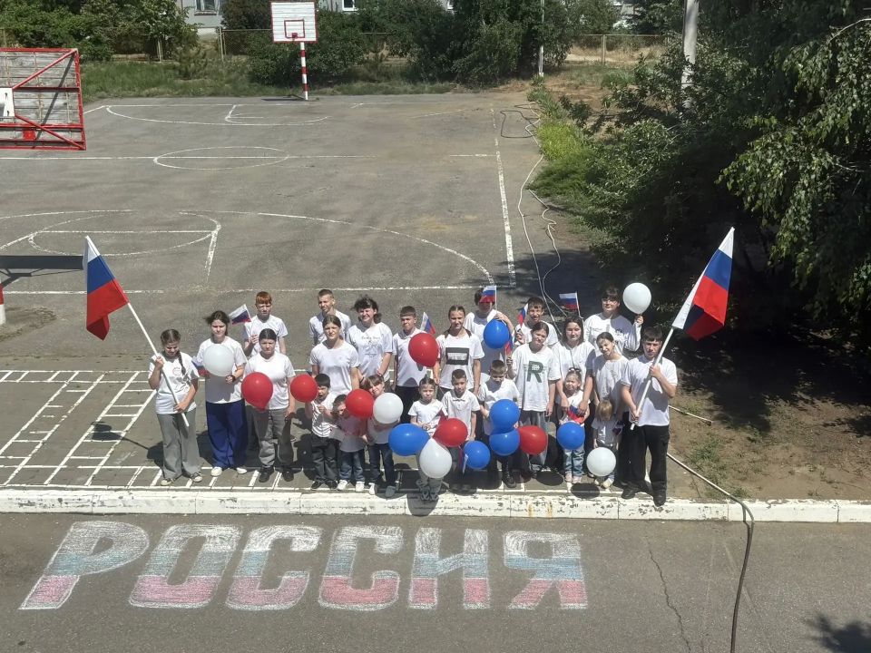 День России - праздник важный и известный всем благополучателям системы социальной защиты - от мала до велика День России - праздник важный и известный всем благополучателям системы социальной защиты - от мала до велика