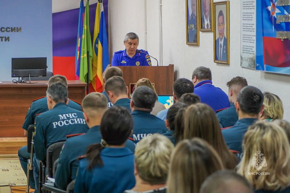 В региональном управлении МЧС России прошел единый день информирования В региональном управлении МЧС России прошел единый день информирования