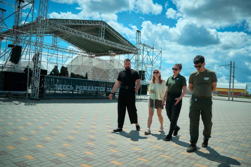 В регионе состоялось совещание по подготовке к отборочному этапу Всероссийских военно-тактических соревнований «Путь ВОИНа» — участники встречи обсудили организационные вопросы, формат проведения и ключевые задачи... В регионе состоялось совещание по подготовке к отборочному этапу Всероссийских военно-тактических соревнований «Путь ВОИНа» — участники встречи обсудили организационные вопросы, формат проведения и ключевые задачи...