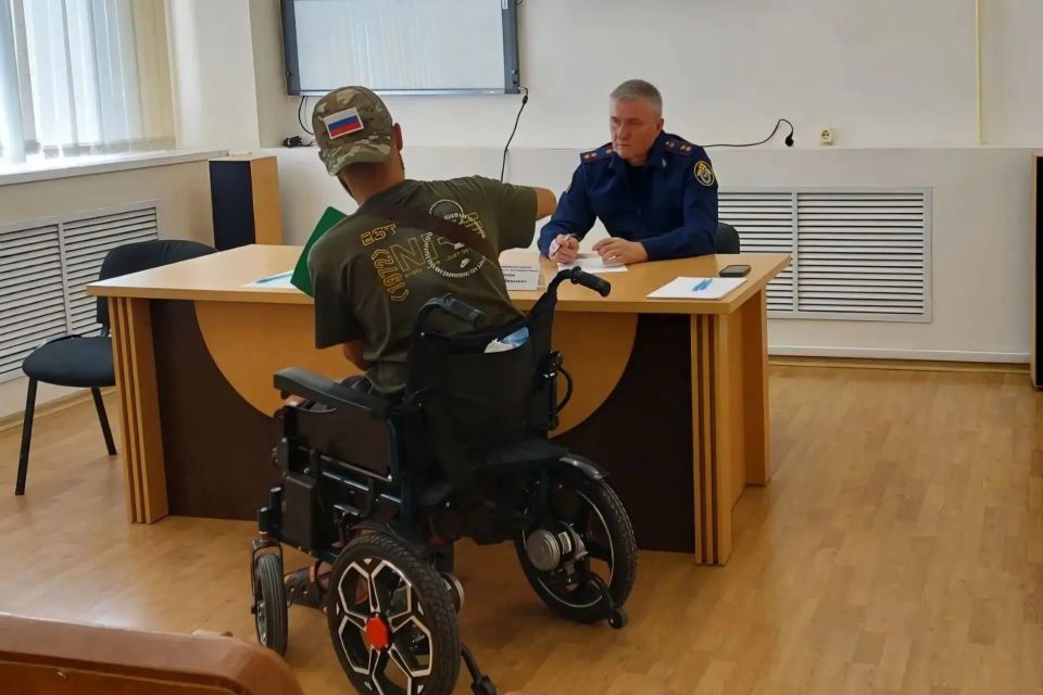 Руководитель следственного управления СК России по Волгоградской области провел личный прием пациентов госпиталя ветеранов войн Руководитель следственного управления СК России по Волгоградской области провел личный прием пациентов госпиталя ветеранов войн