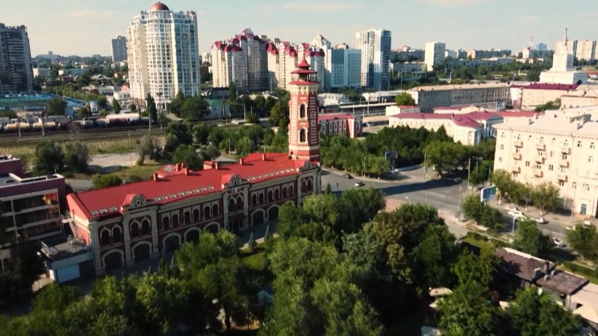 Большой летний концерт и фестиваль забытых игр проведут 27 июня в Комсомольском саду Волгограда