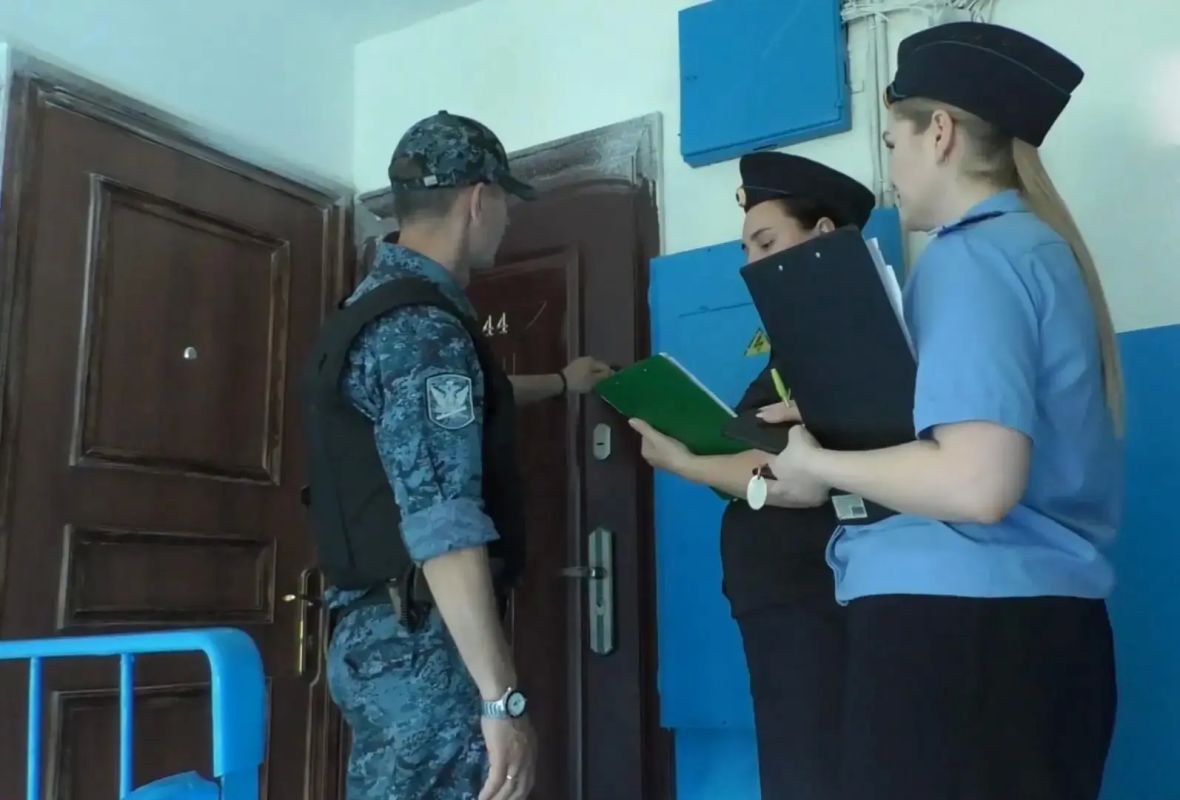 С должников за оплату ЖКХ взыскали более 70 тысяч рублей в Камышине